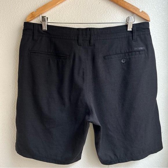 O’Neill | Reserve Light Check 19” Hybrid Shorts - Picture 9 of 14